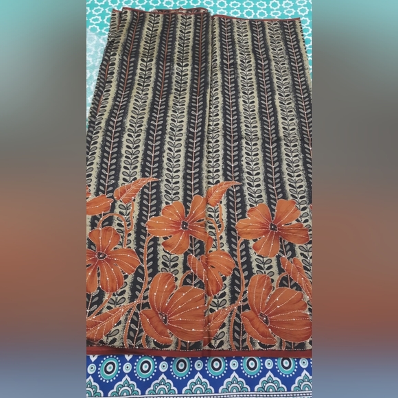 Silk Saree new - Picture 8 of 9